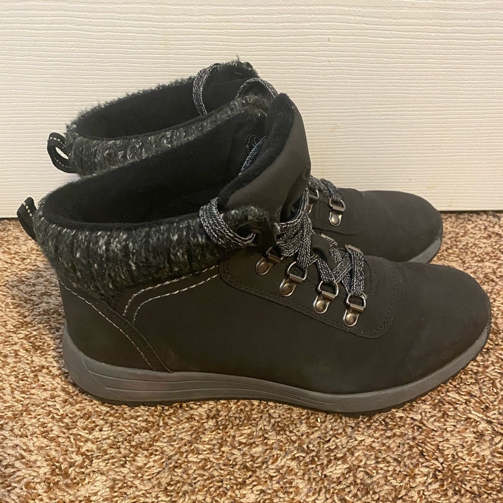 Brand New Sporto Super Cute Boots 🥾